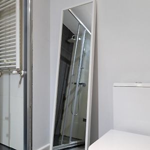 Habitación Económica con Cama King